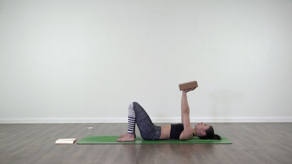 Sholders Yoga Class_2